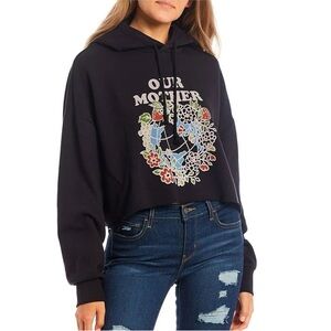 Levi’s Our Mother Earth Cropped Oversized Raw Hem Black Hoodie Size Medium